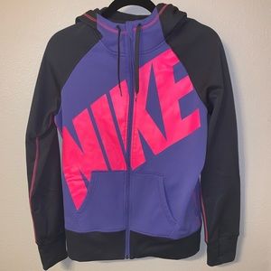 Nike therma-fit sweatshirt